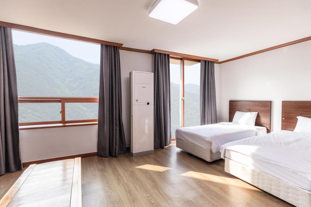 Kensington Resort Gapyeong Bagian luar foto